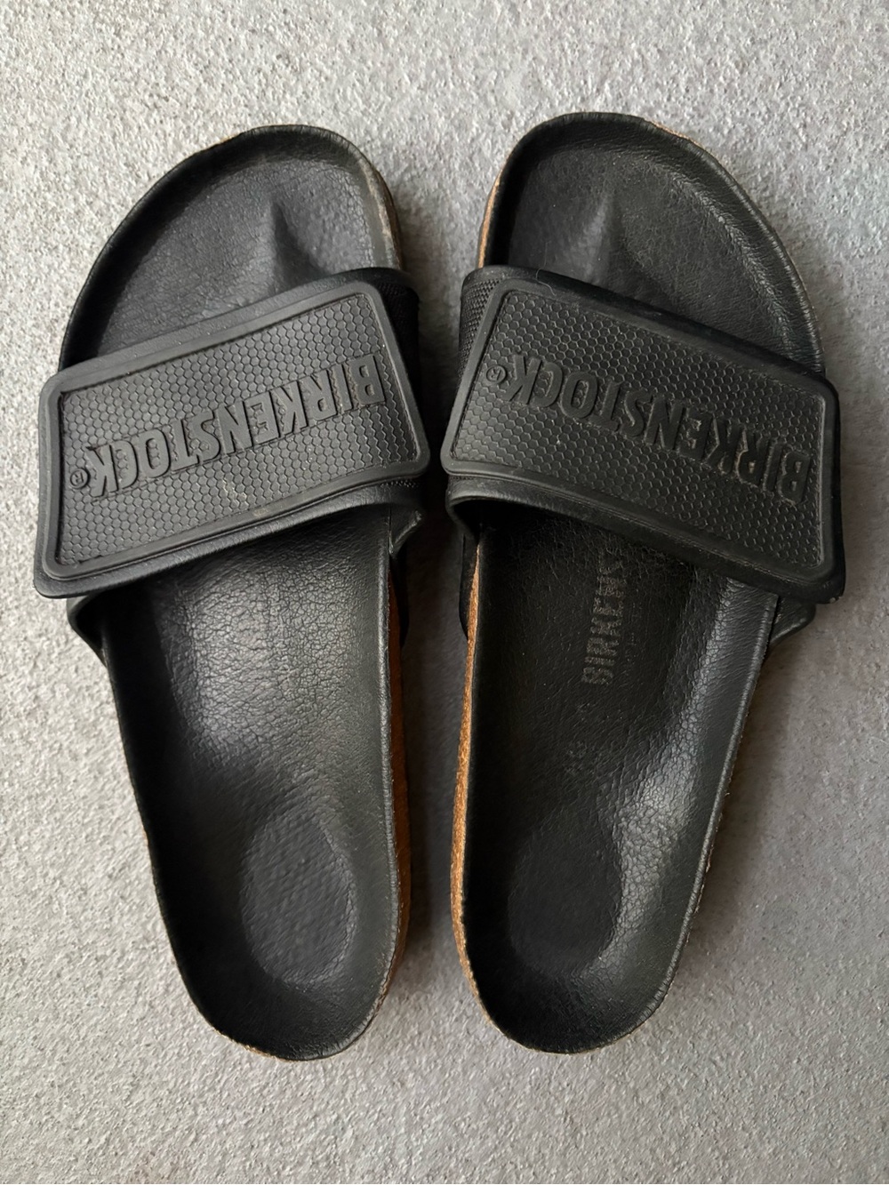 Birkenstock Tema microfiber velcro slides- black• size 40 / 9-9.5🔥